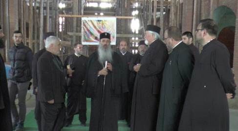 Conferinta de toamna la Protopopiatul Pascani. Preotii se mobilizeaza pentru referendum. IPS Teofan, in vizita la catedrala – FOTO