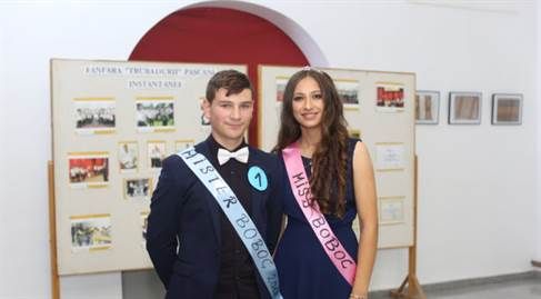 Balul Bobocilor, la Liceul Tehnologic Mihai Busuioc. Vezi cine sunt castigatorii – VIDEO