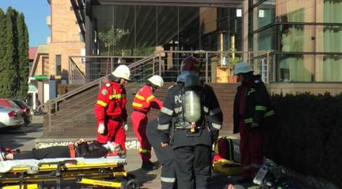 Simulare de cutremur, la Hotel Central Pascani – FOTO