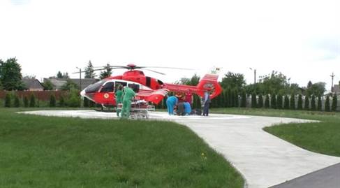 Tânăr de 38 de ani transferat de urgență de la Pașcani la Iași cu elicopterul SMURD după o accidentare gravă la cap