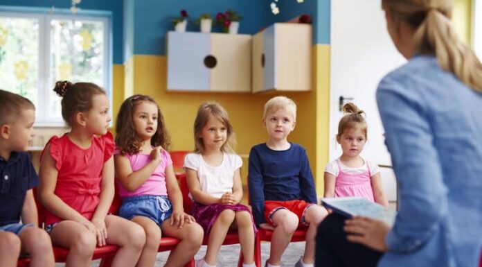 Înscrieri la creșă și grădinițe. Vezi câte locuri sunt în Pașcani