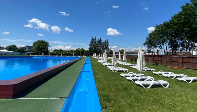 Licitație pentru o terasă la ștrand. Depunerea ofertelor până pe 8 martie – DOC