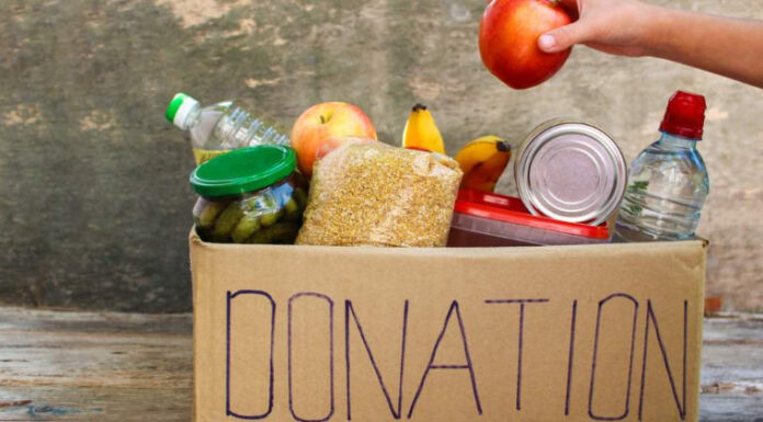 Campanie de strângere de ajutoare pentru sinistrații din Galați, la Pașcani. Administratorii unei florării, inițiatorii