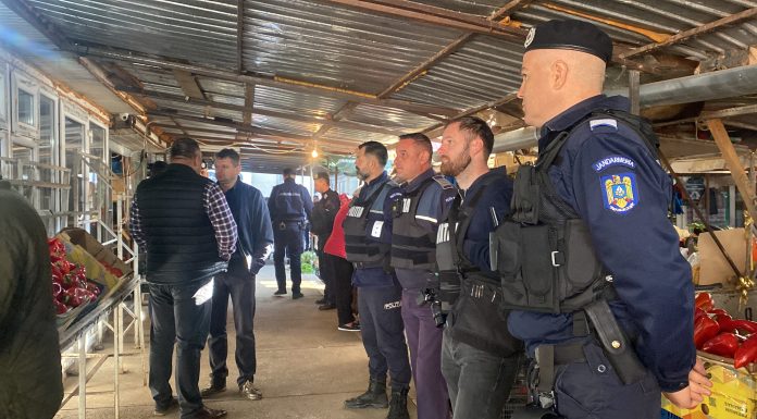 Opozitia solicita sedinta de urgenta pentru rezolvarea problemelor din Piata Vale Pascani