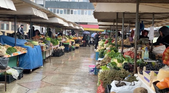 Stare de incertitudine: Primaria Pascani refuza sa spuna daca va fi inchisa/unde va fi mutata Piata din Vale si cand vor incepe lucrarile