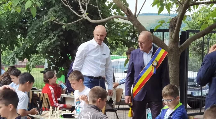 Festivaluri de șah și de folclor, sâmbătă și duminică, la Tătăruși – Mica Bucovină