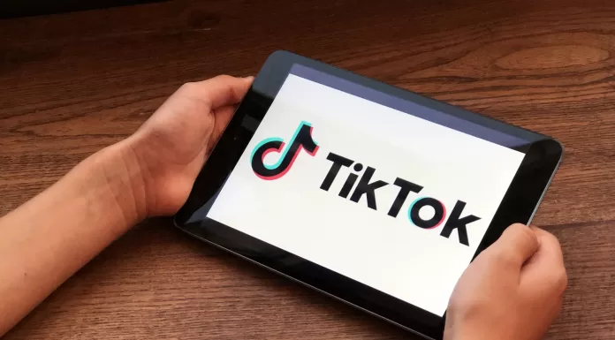 Conturi de social media interzise copiilor sub 16 ani. Experții explică cât de eficientă este legea adoptată în alte țări