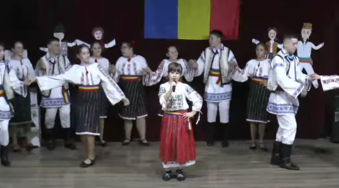 Cântec, joc și voie bună, la Clubul Copiilor Pașcani. Ziua Națională sărbătorită de la mic la mare – VIDEO
