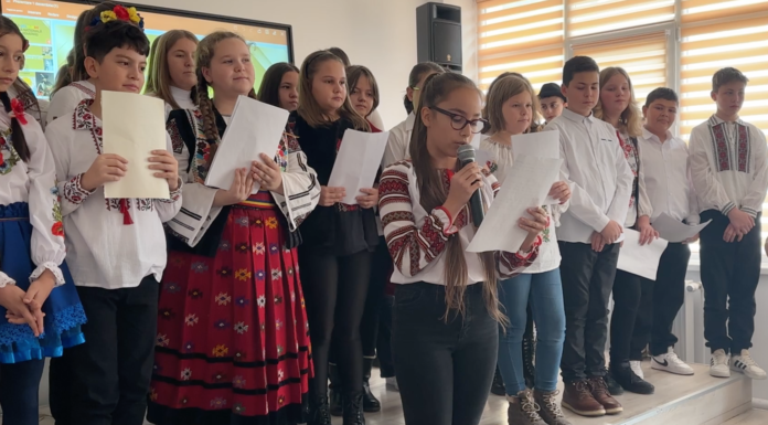 Ziua Națională a României, sărbătorită în școlile din Pașcani și comunele apropiate – FOTO/VIDEO