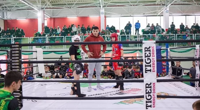 „Cupa Prieteniei” la kickboxing, la Deleni. Peste 180 de sportivi din trei judete și din Republica Moldova