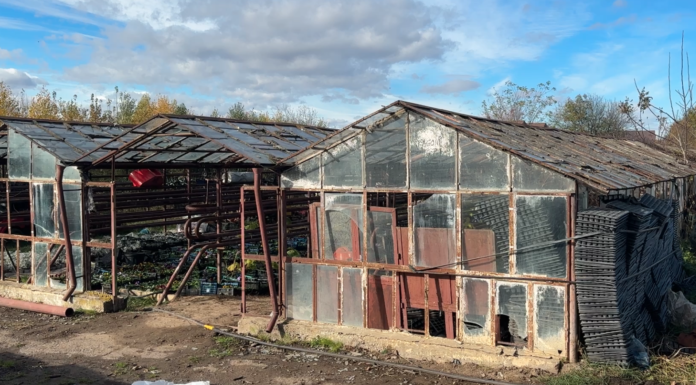 Trei clădiri de la serele municipiului Pașcaniului vor fi demolate