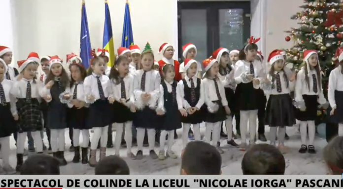 Spectacol de colinde la Liceul Nicolae Iorga Pașcani – VIDEO