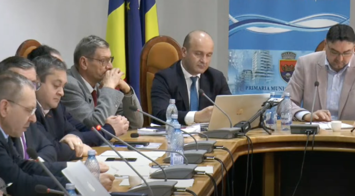 Microbuz pentru elevii de la Blăgești, propunere respinsă