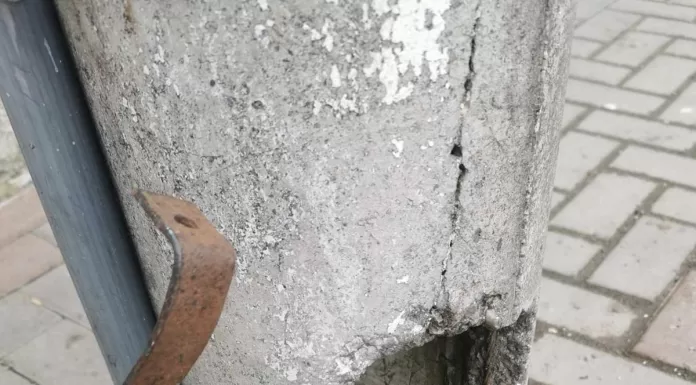 Noi pericole la stâlpii de iluminat stradal – FOTO