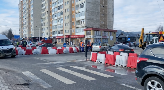 Noi semne de întrebare în legătură cu sensul giratoriu de la „semafoarele vechi”