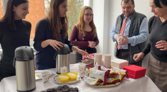 Ceainărie în prima zi de primăvară la „Iordache Cantacuzino”. Mobilizare pentru un caz social