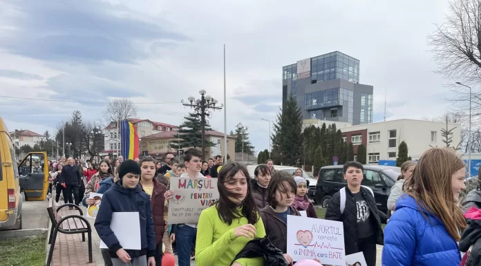 Marșul vieții pe 30 martie, la Pașcani, Hârlău și Iași. Mesajul ÎPS Teofan în „Luna pentru viață” – VIDEO