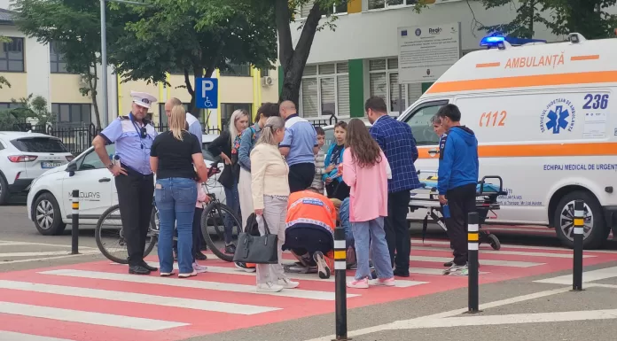 Elevă de clasa a V-a lovită pe trecerea de pietoni din fața Școlii Iordache Cantacuzino Pașcani – FOTO/VIDEO