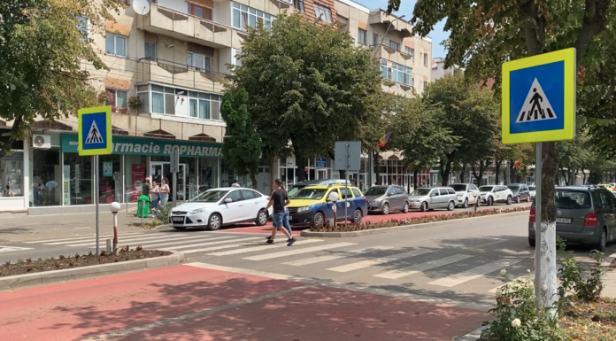 Cine ar trebui să ia măsuri pentru prevenirea accidentelor din centrul Hârlăului? Ce spune DRDP Iași, cu privire la tronsonul de drum național din oraș