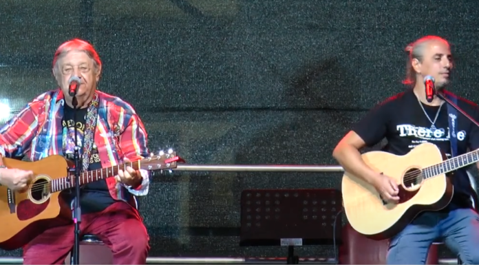 Festival de folk la Pașcani, prima ediție. Participanți din municipiu, dar și din alte orașe din țară – VIDEO