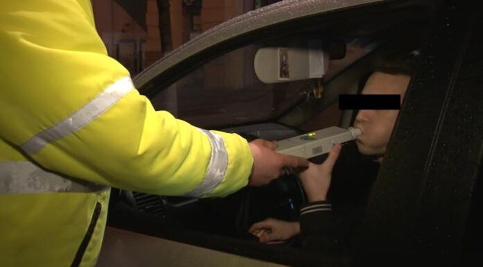 Arestat la domiciliu, după ce a condus băut și fără permis