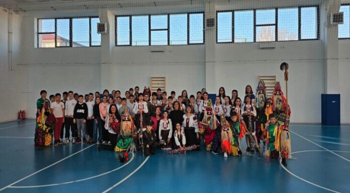 Elevi din Ungaria, în vizită Erasmus+ la Școala „Iordache Cantacuzino” Pașcani