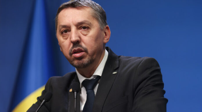 Schimbare majoră în educație: liceele vor putea crea propriile programe de studiu